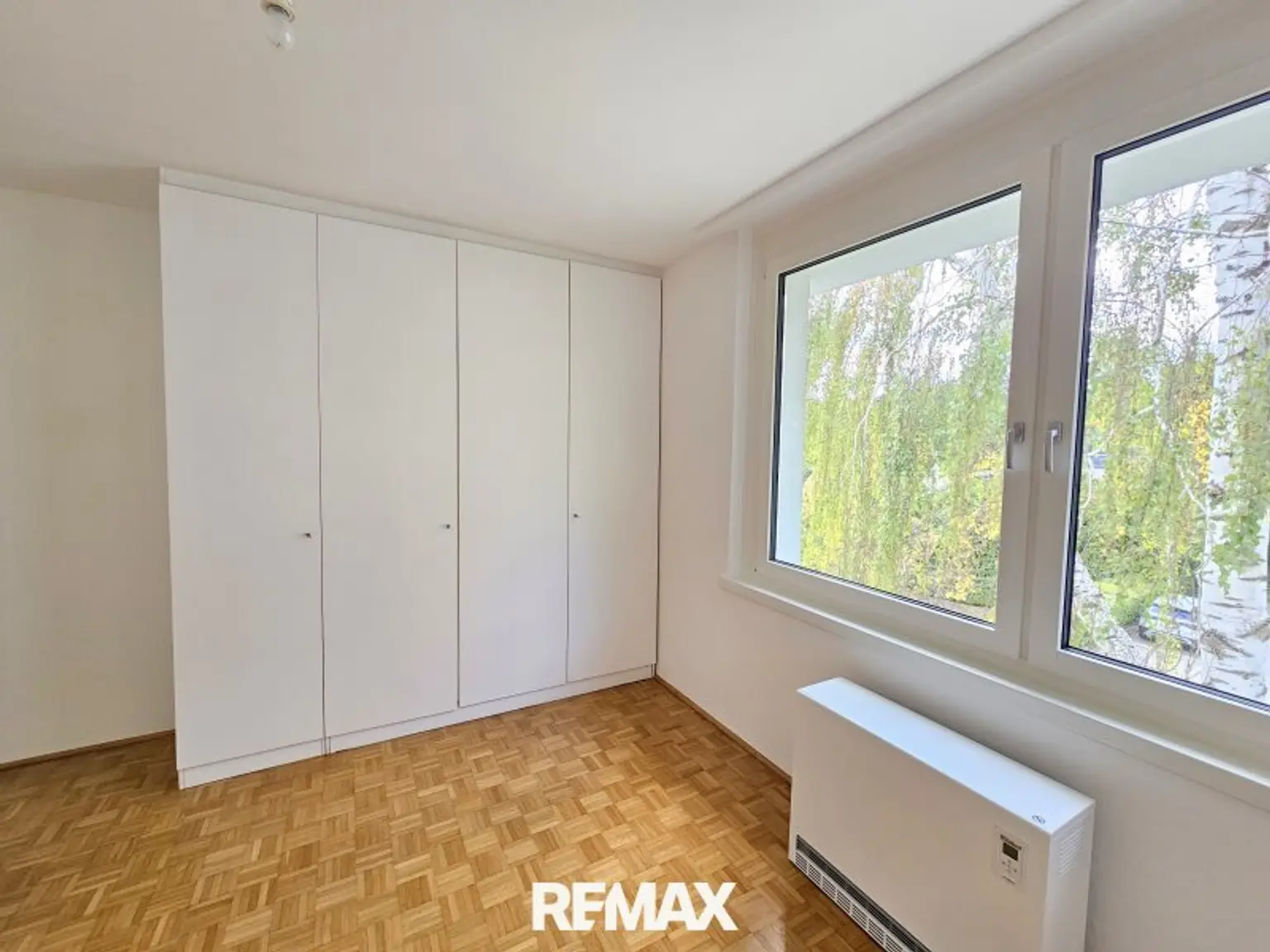 Zimmer 4 mit Kasten