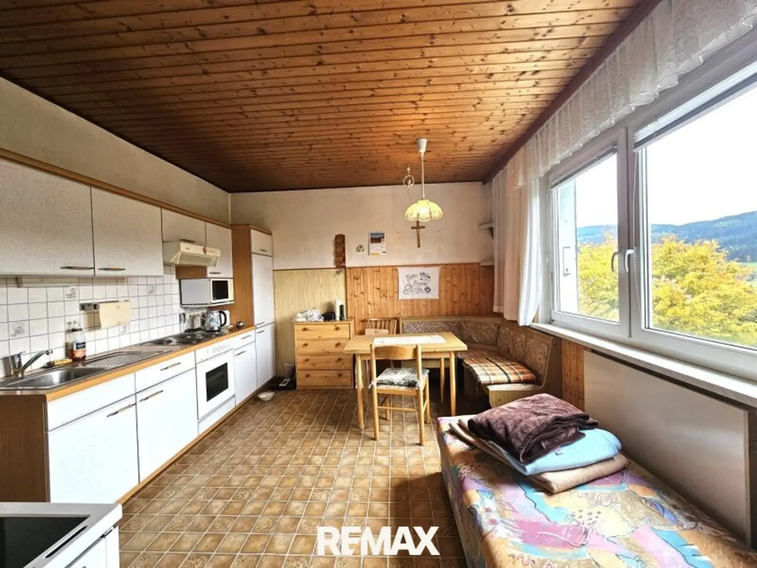 Küche mit Esszimmer EG