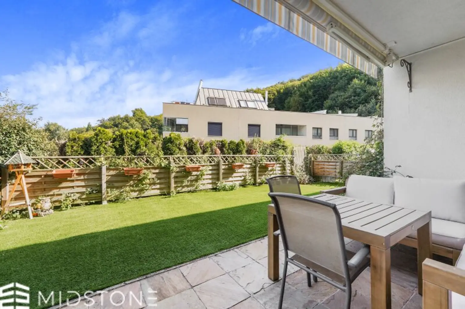 *Sonnige Gartenwohnung in ruhiger Lage* Komfortables Wohnen mit Terrasse und Garage