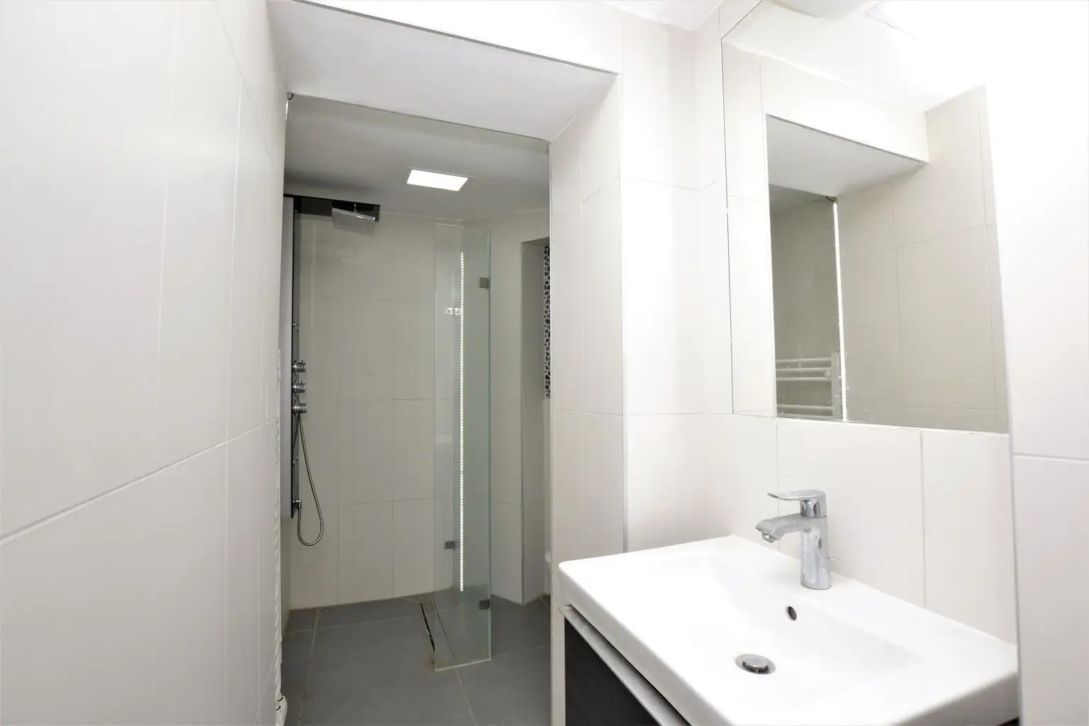 Badezimmer 1