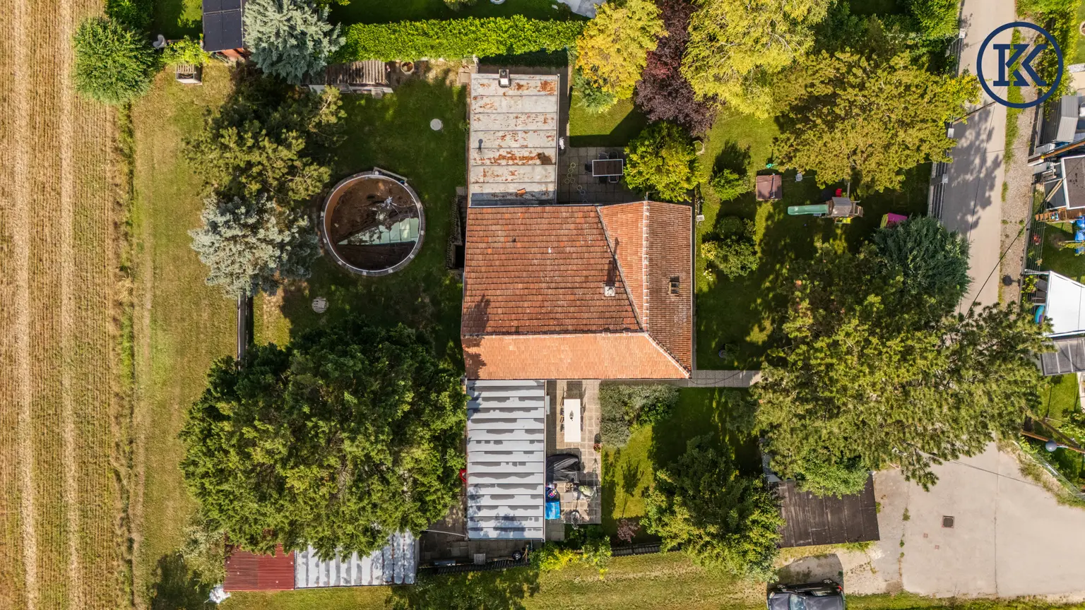 Versteckt in einer ruhigen Gartensiedlung wartet ein kleines Juwel auf Sie!