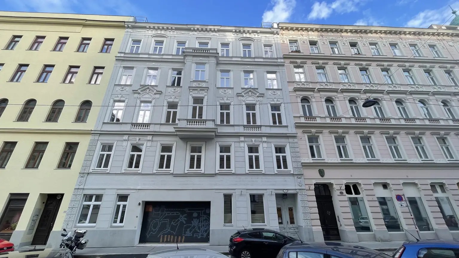 Urban Oasis – Stilvoller Erstbezug mit 3 Zimmern