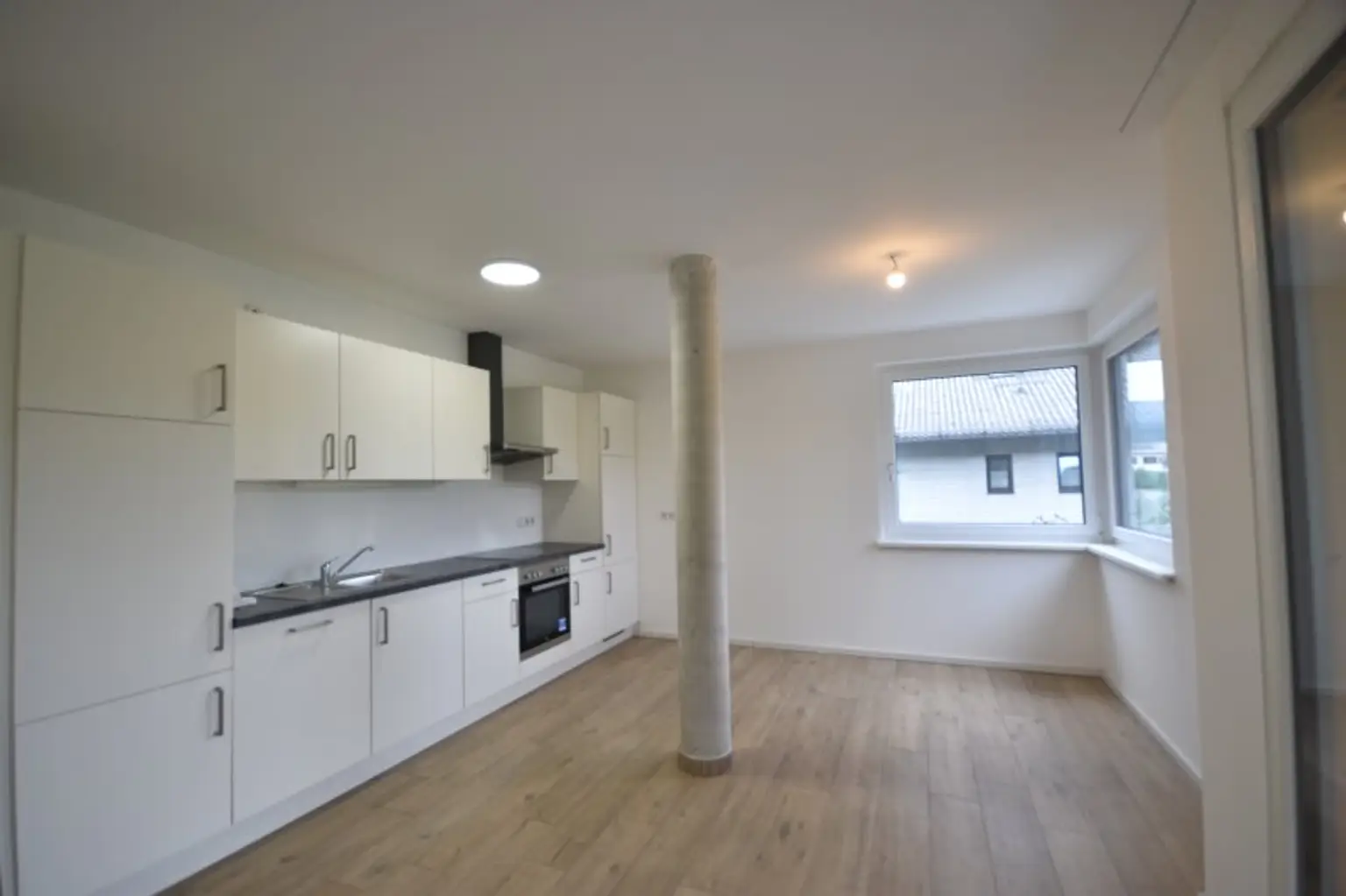 Wohn- Ess- Kochbereich - Modernes 2 Zimmer Appartement mit großer Loggia und Bergblick Miete Grödig Salzburg