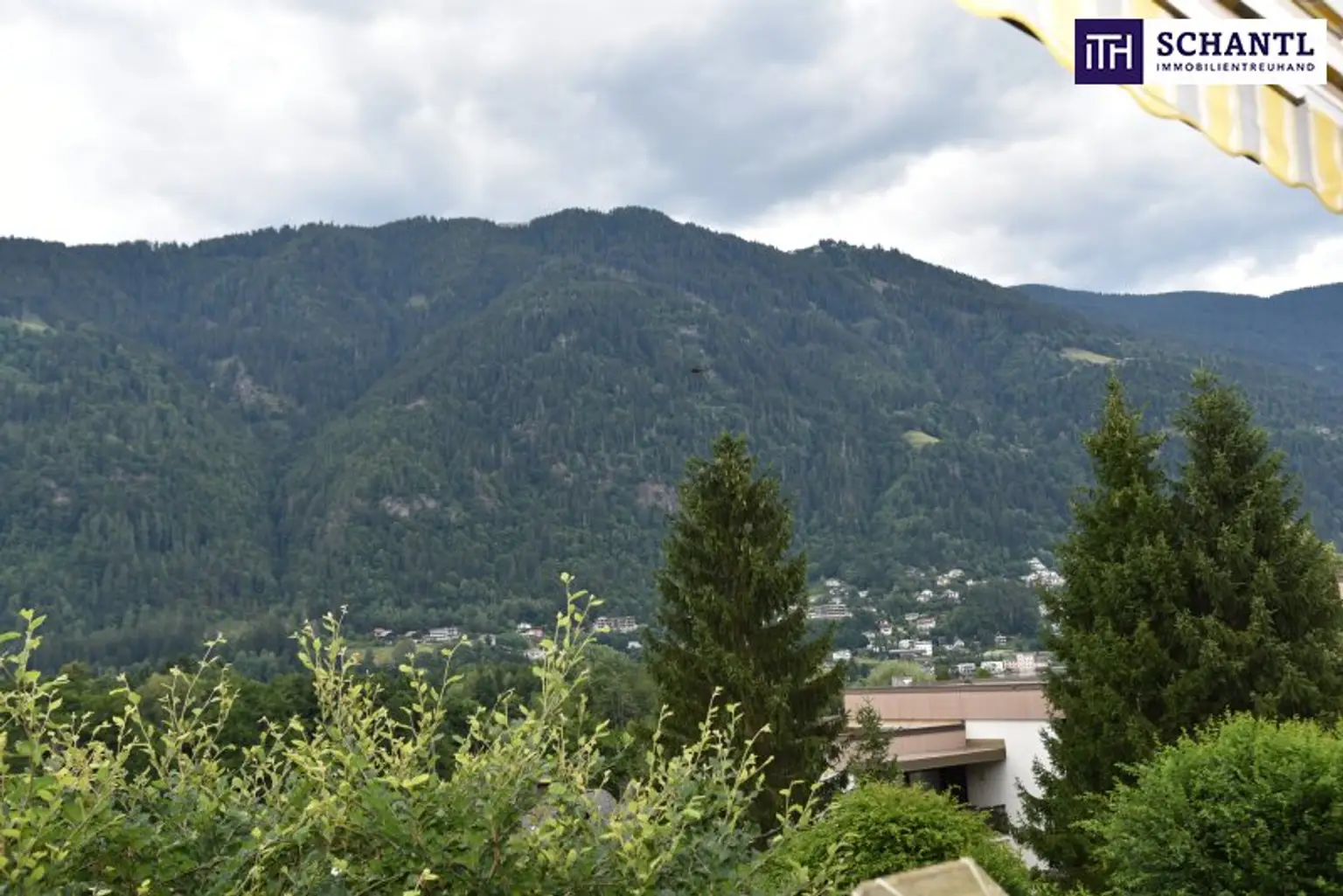 ++EXKLUSIVE ca. 92m² EIGENTUMSWOHNUNG am OSSIACHER SEE++mit PRIVATEM SEEZUGANG++ PANORAMABLICK auf die GERLITZEN++ZWEITWOHNSITZ ALS WERTANLAGE++
