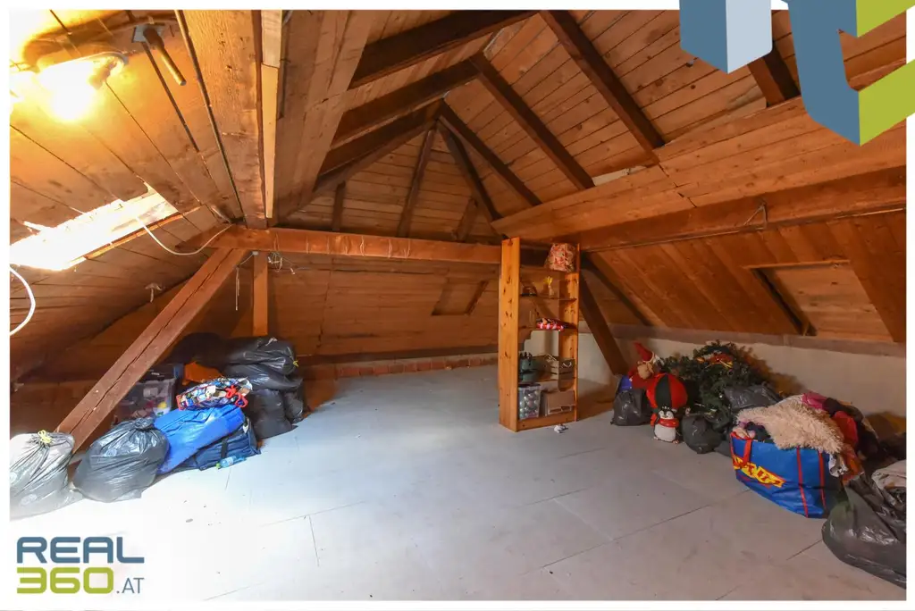 Attraktives Einfamilienhaus mit großzügiger Außenanlage und moderner Ausstattung!