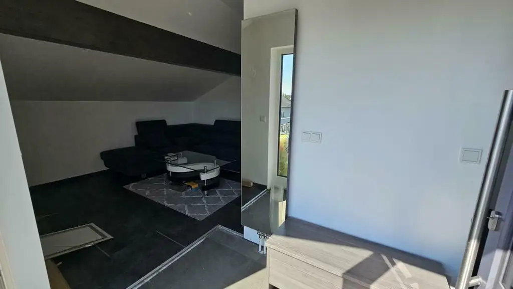 ** Großzügiges & edel saniertes Stadthaus ** Hochwertige Ausstattung ** 3 Bäder ** Einliegerwohnung ** absolute Ruhelage **