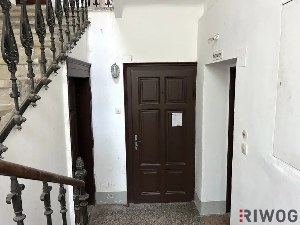 RARITÄT | Gewerbliches Apartment mit baubewilligter Planung | Komplett hofseitig | In Gehweite zum 1. Bezirk | Repräsentatives Jahrhundertwendehaus
