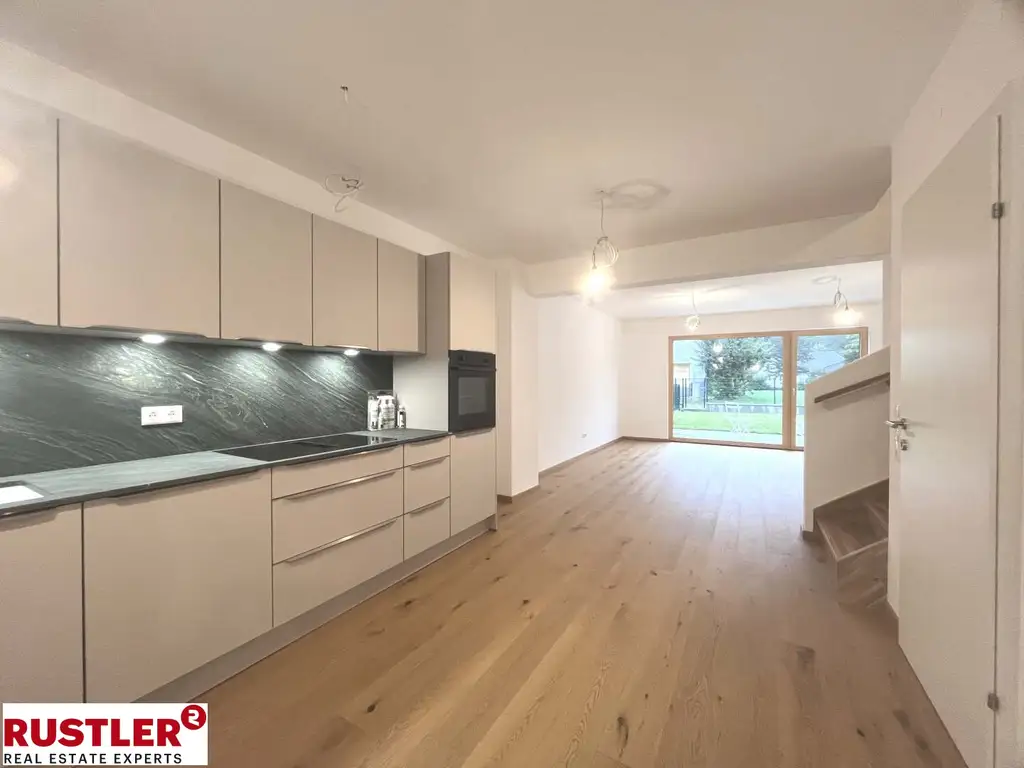 Vor den Toren Badens - Erstbezug Reihenhaus inkl. Design Küche