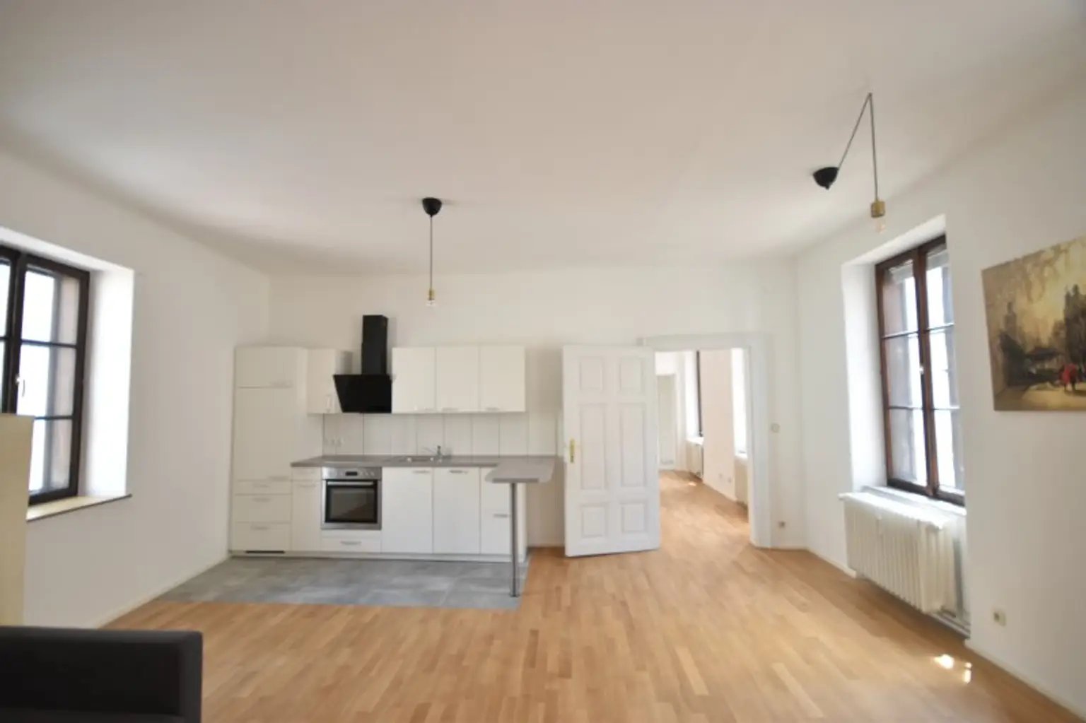 Wohn- Koch- Essbereich - Schöne und Helle 3 Zimmer Altbauwohnung nahe der Linzergasse Miete Rechte Altstadt Salzburg