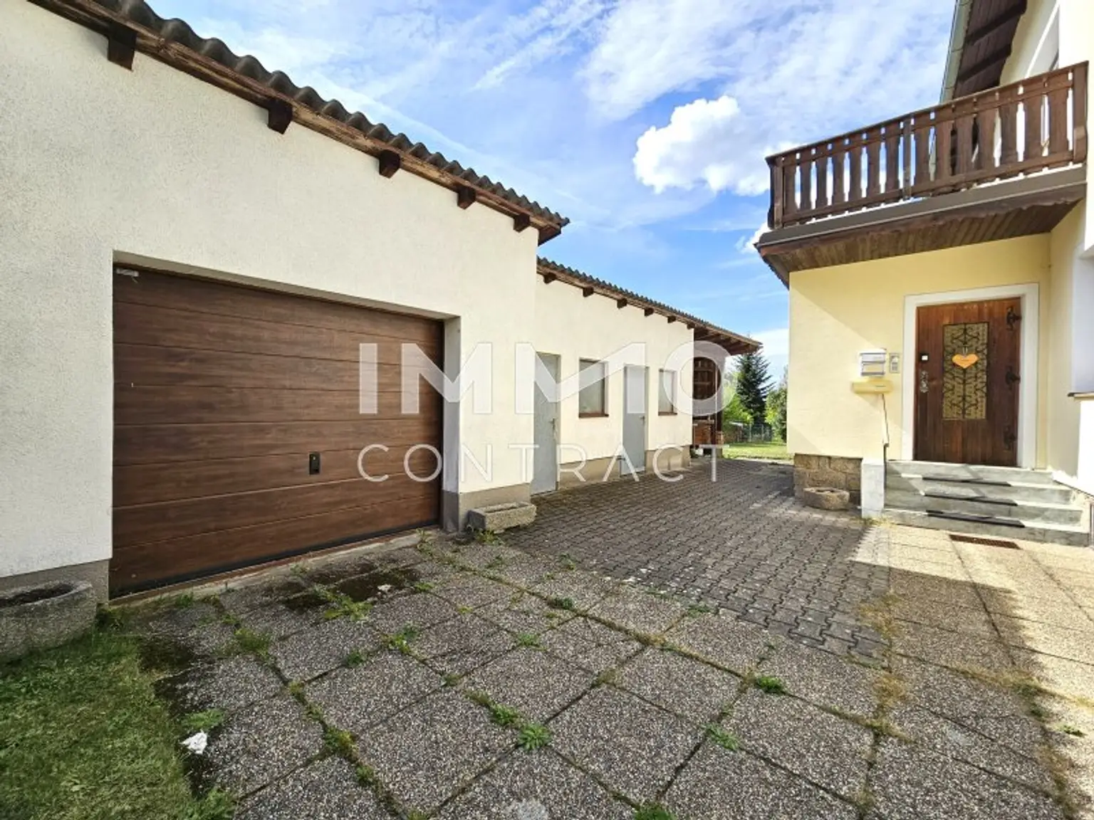 Garage und Lagerräume