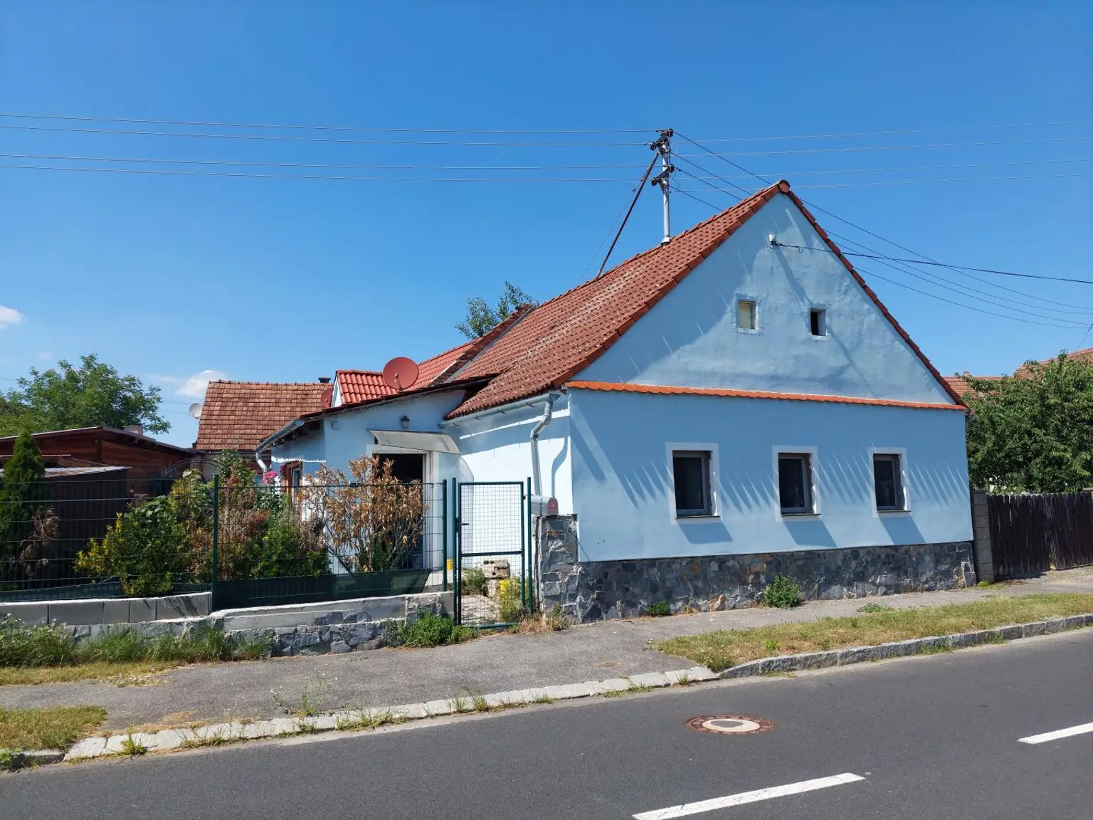 Straßenansicht