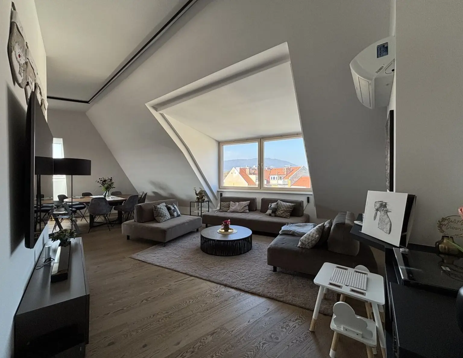 Graz-Zentrum: Leben über den Dächern von Graz - Penthouse mit beeindruckendem Flair!