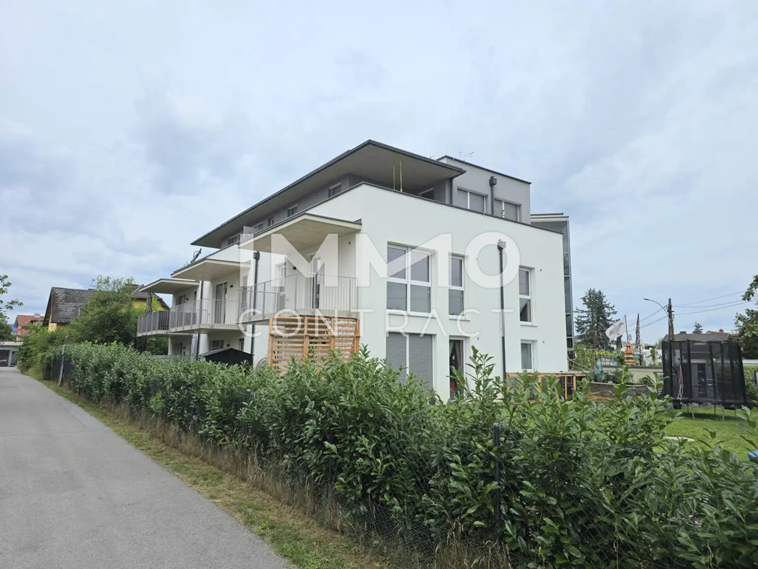 Neuwertige 3 Zimmer Wohnung mit Balkon in zentraler Lage - Harter Straße 86 - Top 08