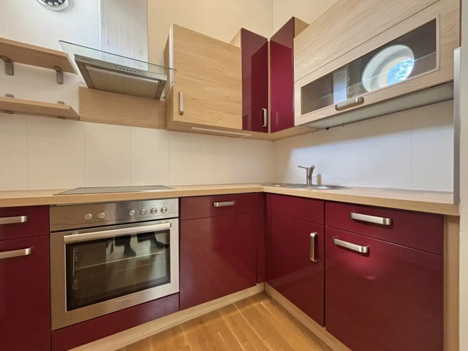 Historische charmante Altbau-Villa mit 3 DG-Einheiten inkl. Dachterrassen I 2012 Generalsanierung inkl. Lift I Grünlage