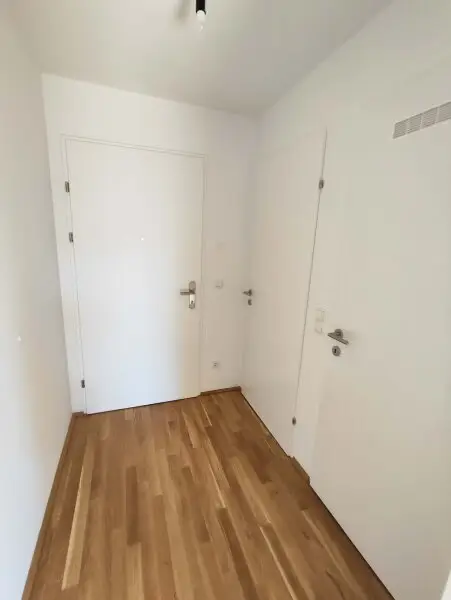 NEUBAU ERSTBEZUG! 2-Zimmer-Apartment mit Balkon im 4. OG in 1210 Wien! Top 2/39