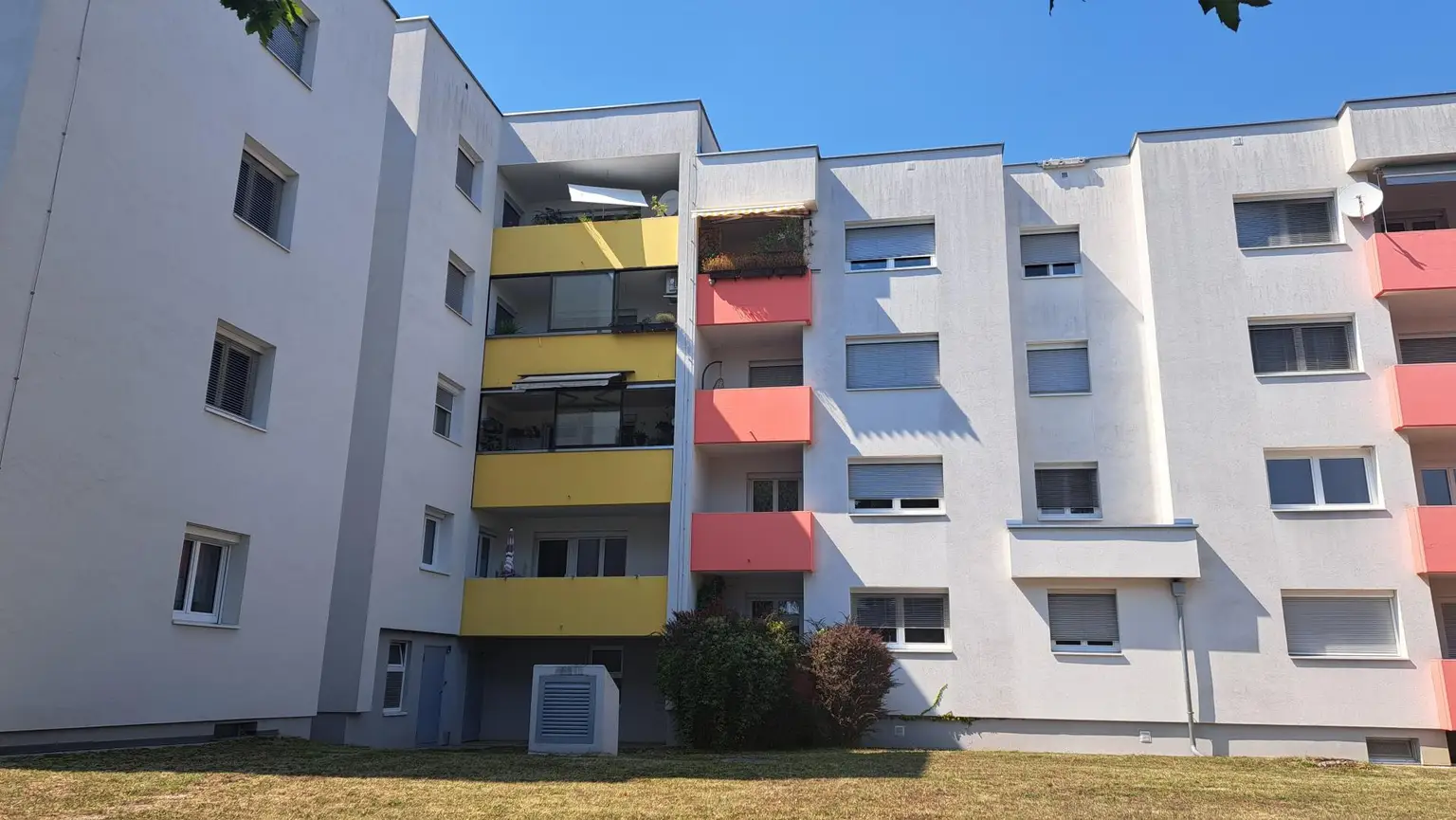 Gebäude Hofseite