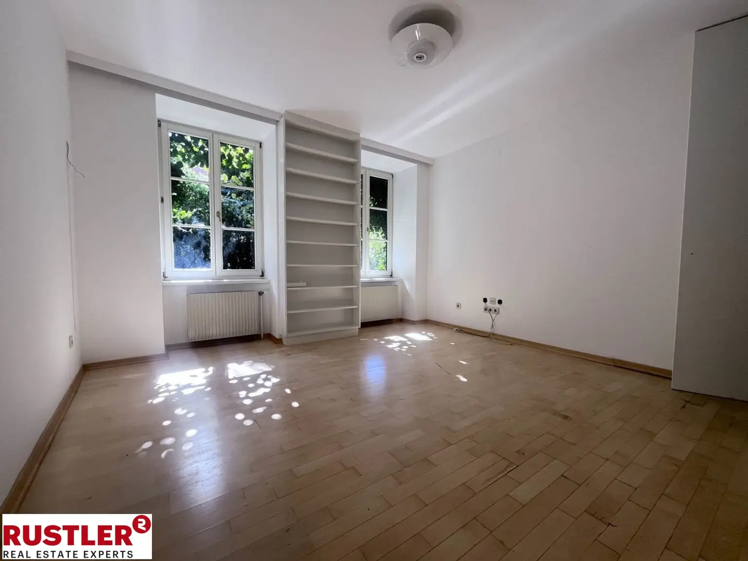Einzigartiges Stadthaus im Herzen Mariahilfs | Dachterrasse | Garagenstellplatz vor der Haustüre