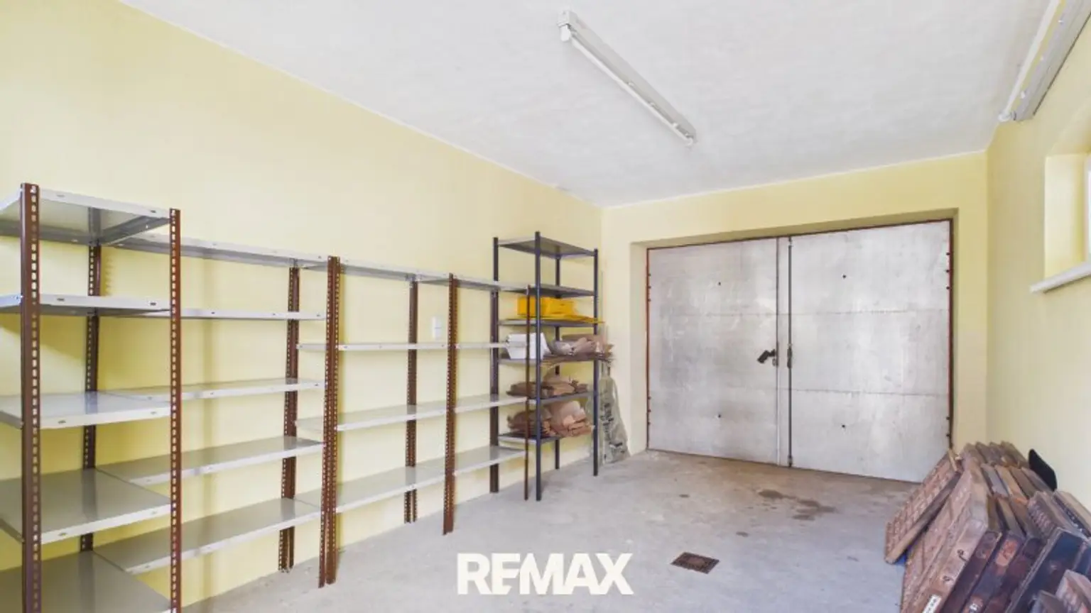 Garage 1