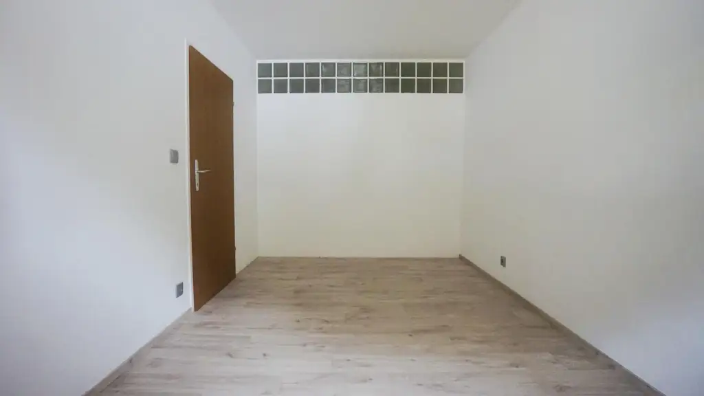 Entzückende 2 Zimmer Wohnung mit großer Loggia