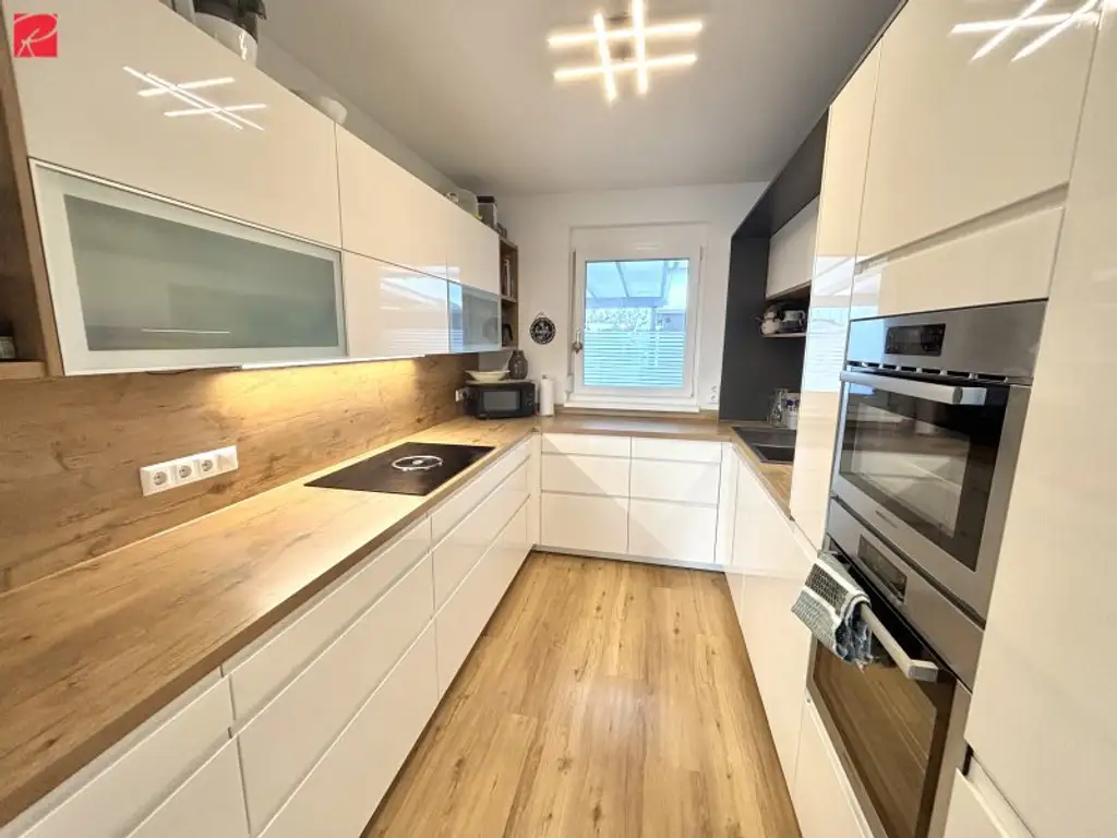 Stilvoller Wohntraum mit Swimmingpool