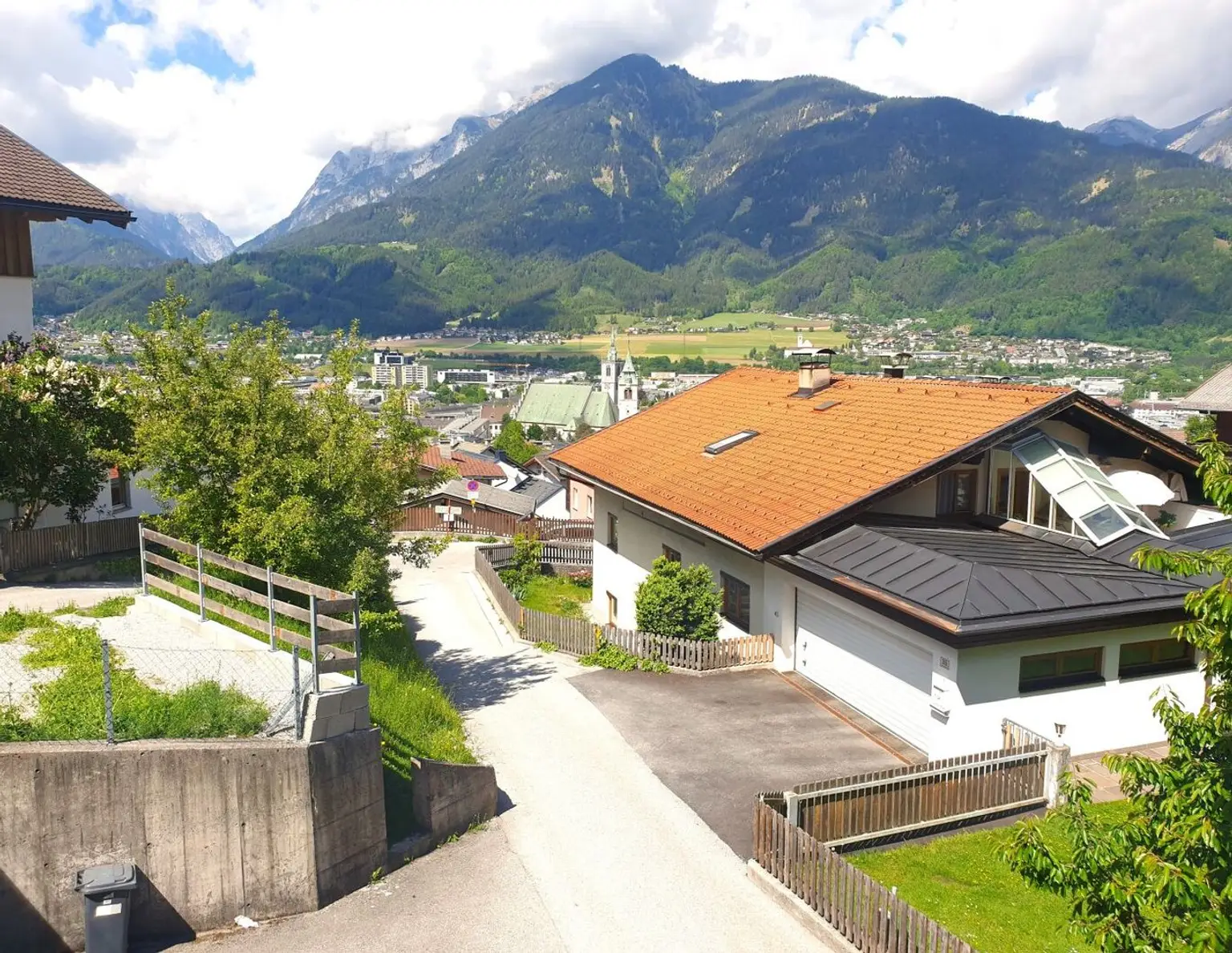 Neu renoviert mit herrlicher Aussicht!