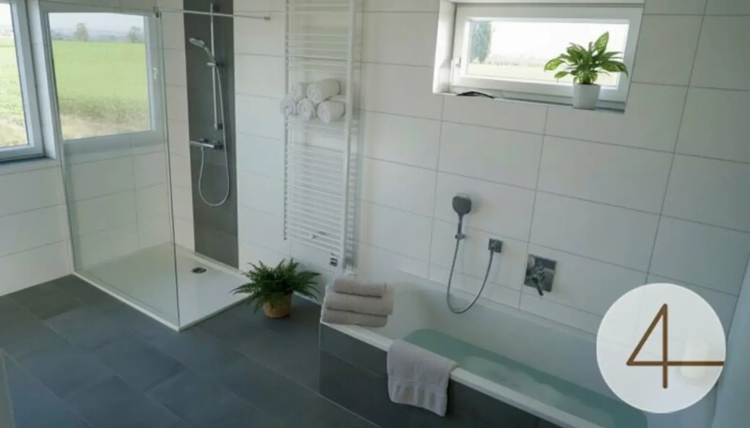 großzügiges Doppelhaus in sonniger Lage