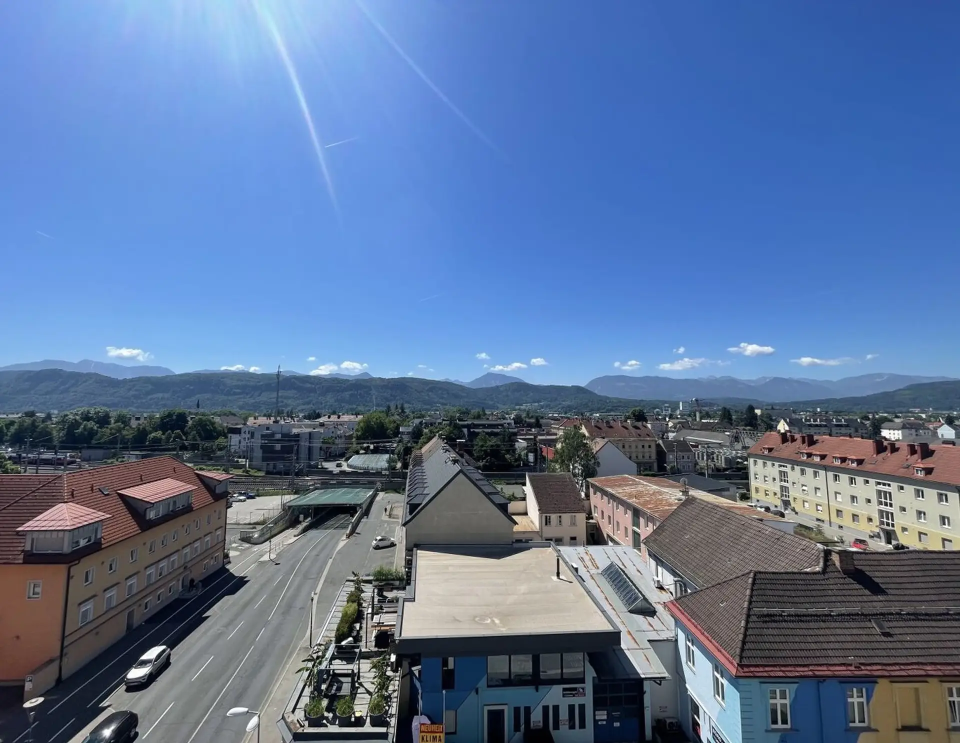 NEU - Sehr Schöne, Sanierte und Super Geschnittene 3-Zimmerwohnung mit Herrlichem Weitblick!