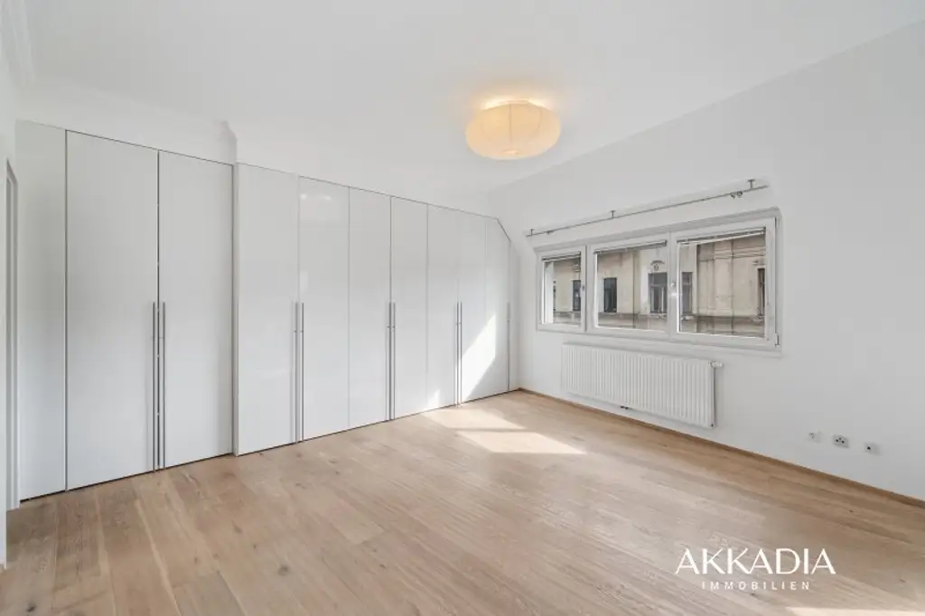 Penthouse mit 360° Weitblick – Exklusives Wohnerlebnis im 4. Bezirk auf zwei Ebenen (Tiefgarage vorhanden)