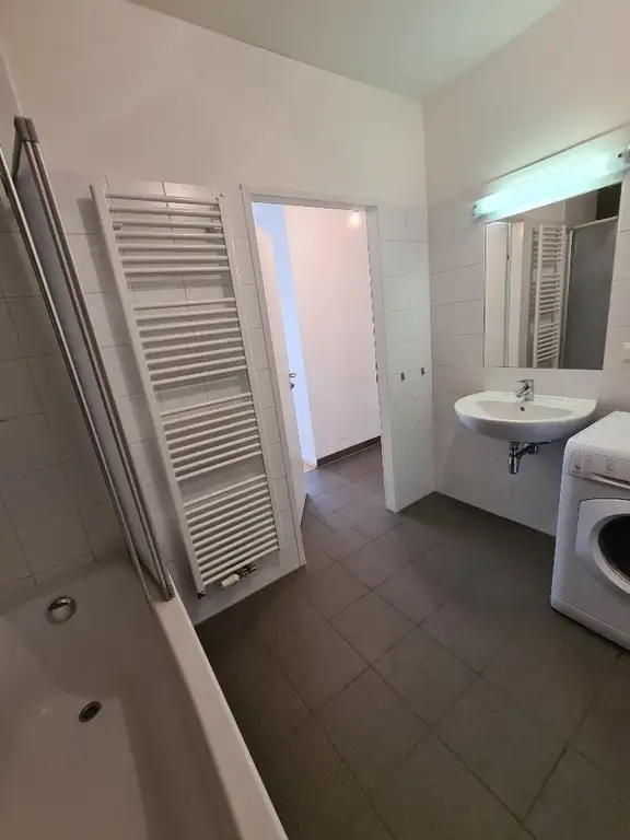 Badezimmer I