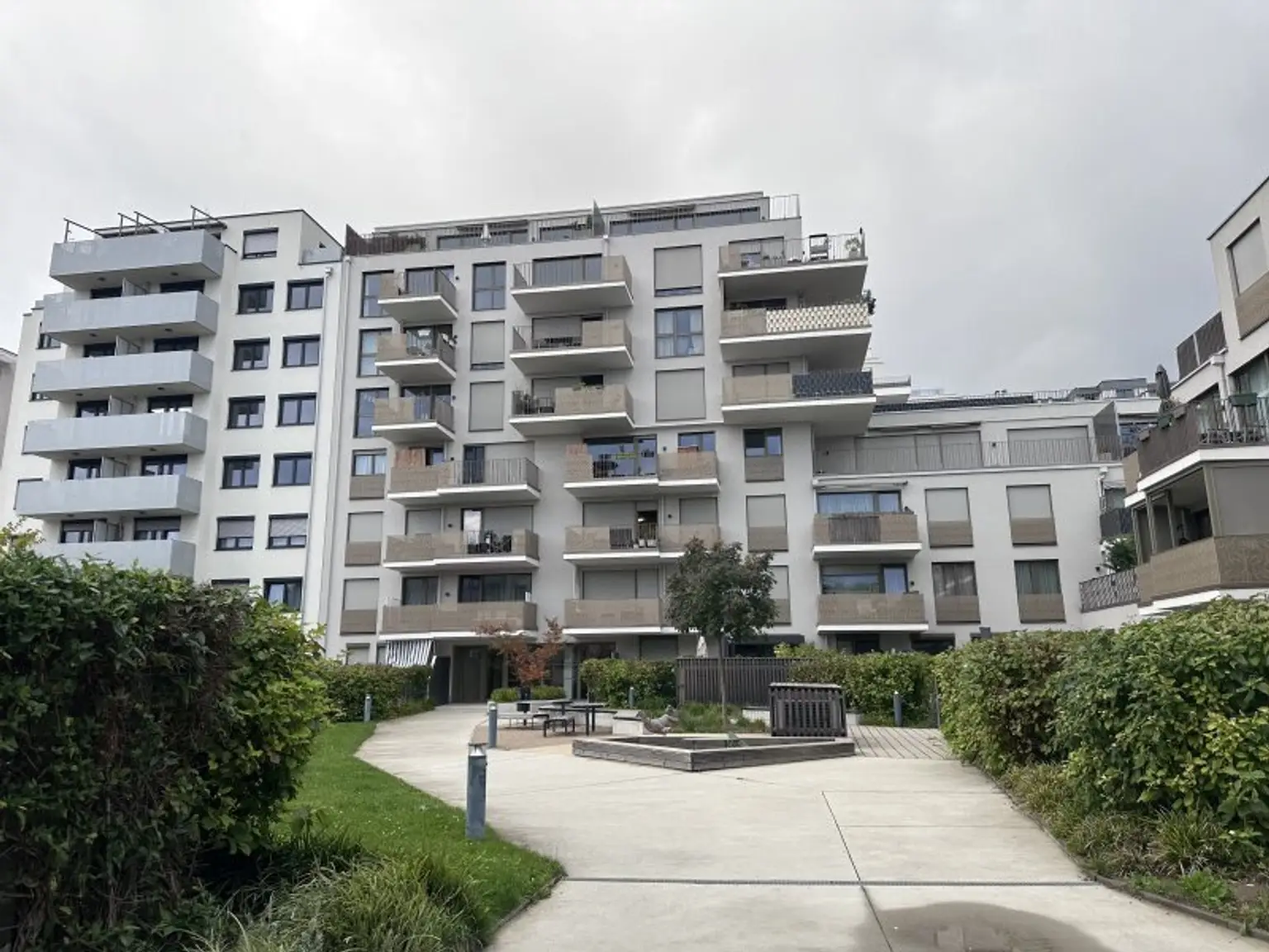 Wohnen im Grünen: Traumhafte Gartenwohnung - befristet vermietet - kurzfristig freimachbar