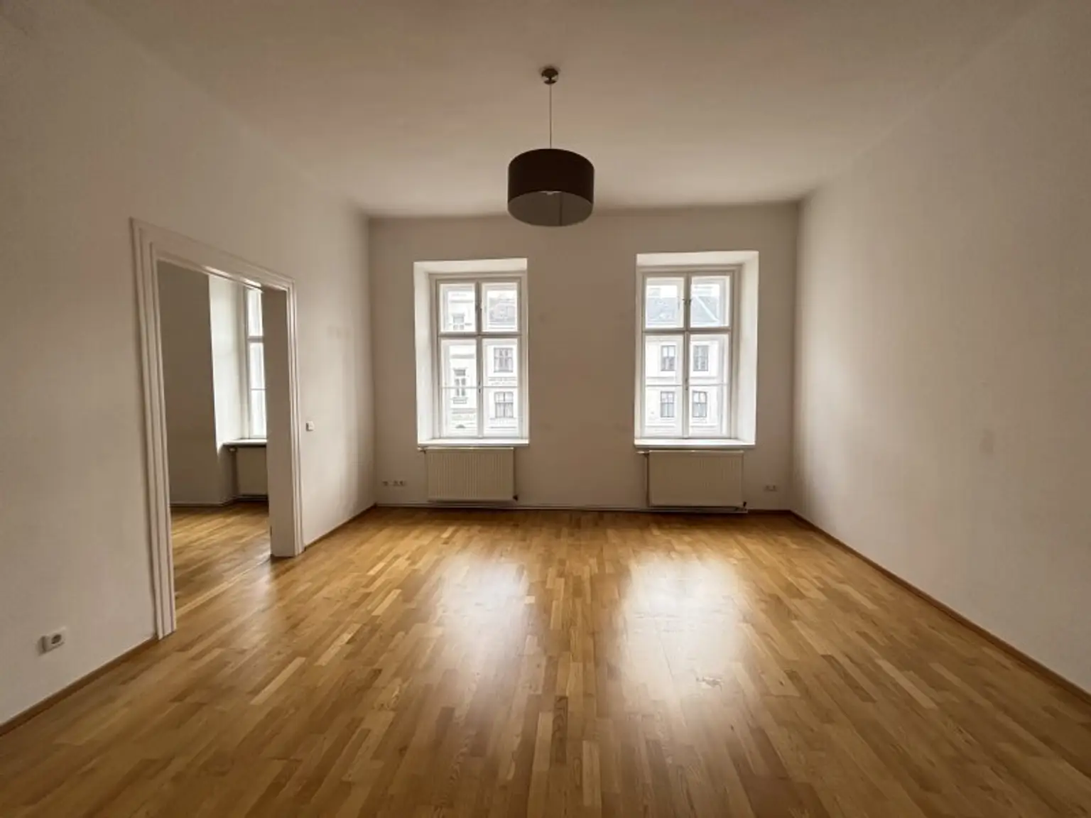 Im Herzen vom ALSERGRUND + GERÄUMIGE 4 Zimmer-Wohnung + nahe ARNE-KARLSSON-PARK!