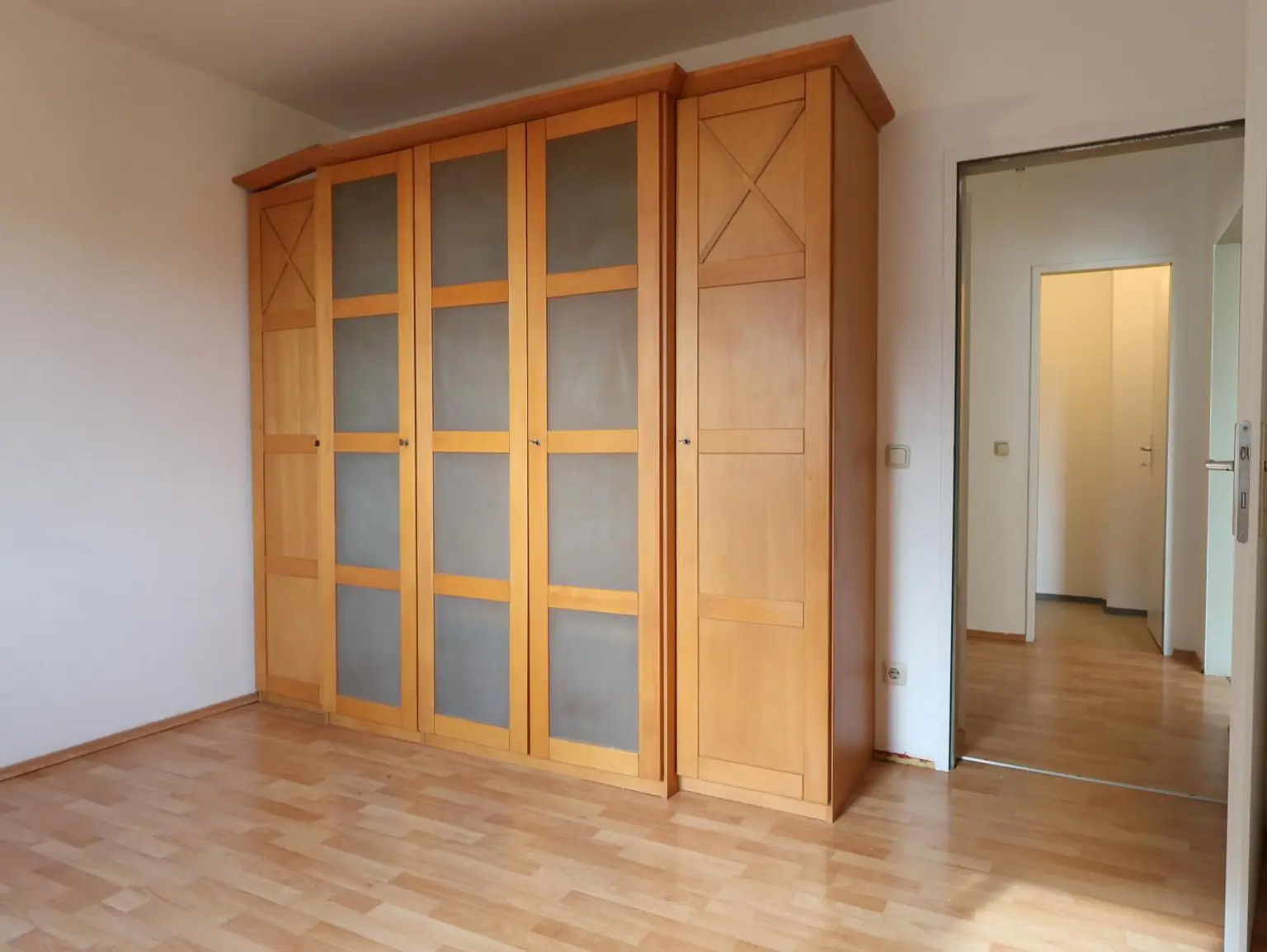 Schlafzimmer und Vorraum