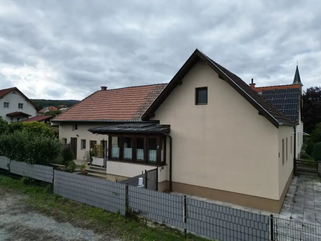 +++ Kleines Juwel mit Charme: Liebevoll renoviertes Einfamilienhaus in Kobersdorf +++