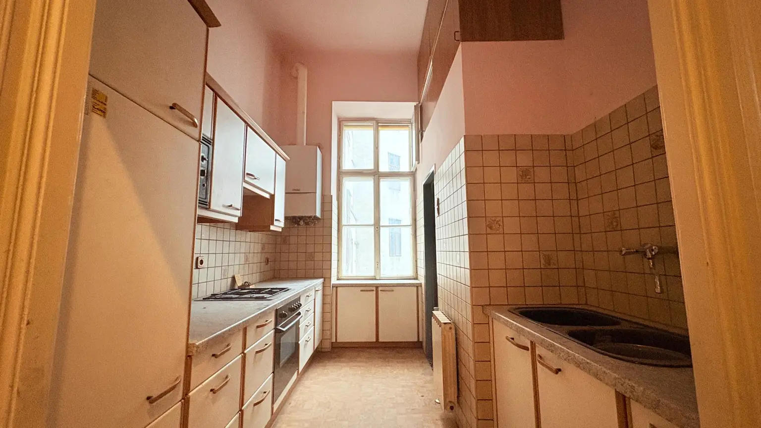 Top Preis Leistungsverhältnis nah dem Servitenviertel/Clusiusgasse, sanierungsbedürftig, ca. 68,47 m²
