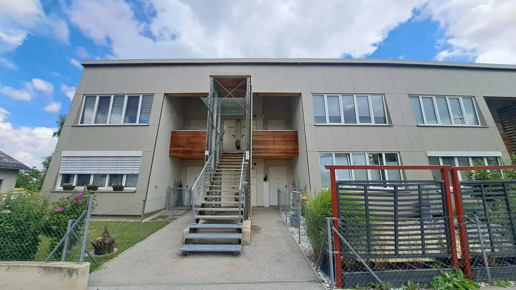Provisionsfreie helle 2 Zimmerwohnung mit Kaufoption