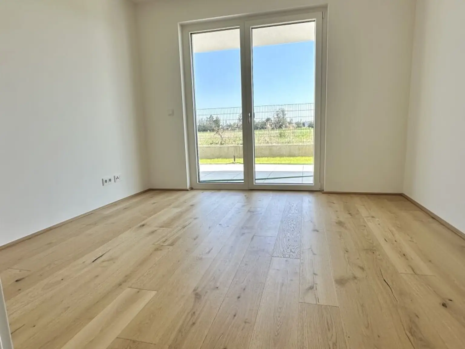 Gartenwohnung Nähe Mühlwasser! 4 Zimmer möglich! In 9 Minuten öffentlich zur U2 Aspernstraße! Provisionsfrei für den Käufer!