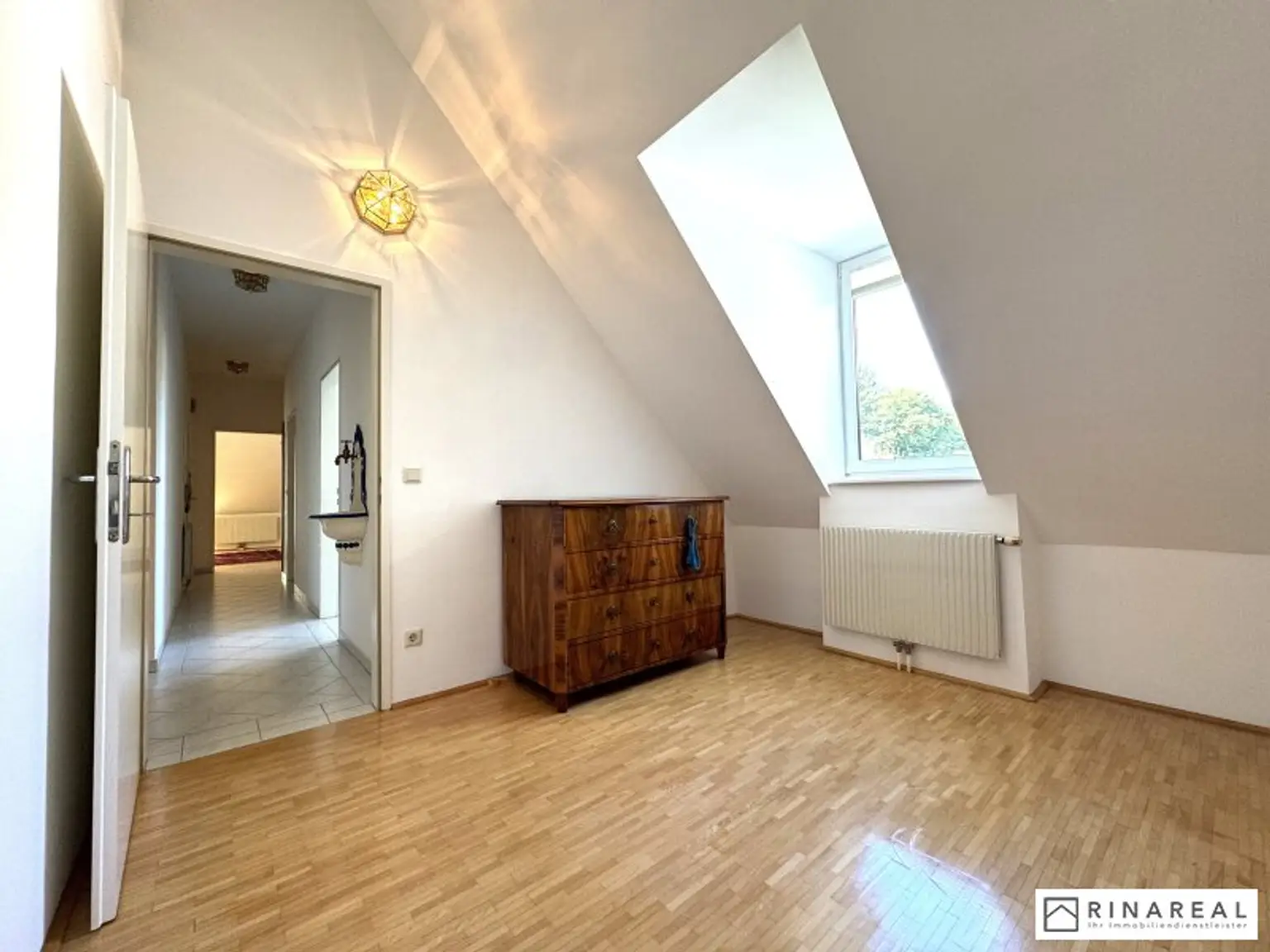 ALSZEILE | Schöne 2 Zimmer DG-Terrassenwohnung mit Grünblick | ca. 62 m² Wohnfläche | zzgl. Tiefgaragenstellplatz