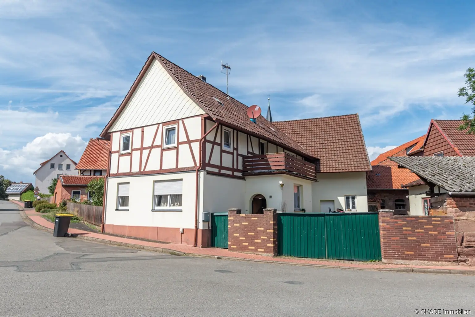 3) Außenansicht
