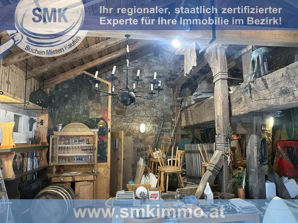 Romantische Kellerjuwele mit sonniger Terrasse und Naturgarten!