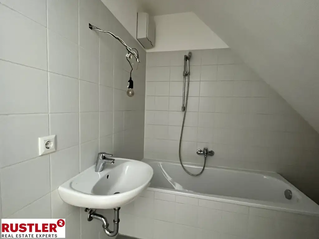 AB JÄNNER 2026 VERFÜGBAR **Ihr perfekt angelegter Wohntraum direkt *im 22. Bezirk**