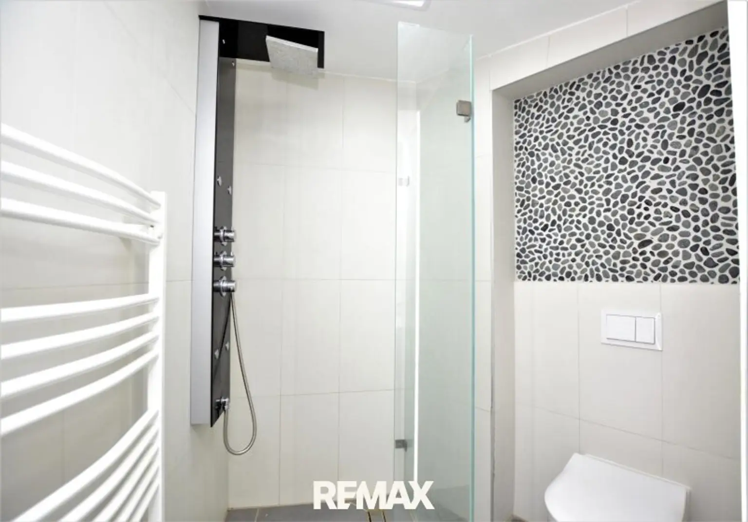 Badezimmer 1