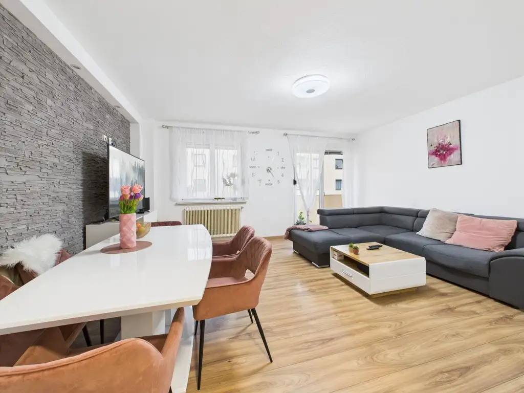 Helle 3-Zimmer Wohnung mit Loggia in Bestlage von Wels
