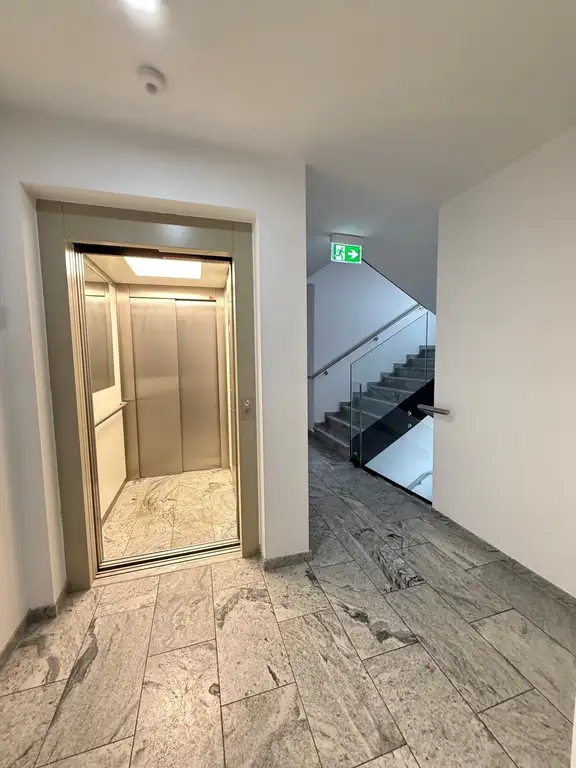 Stiegenhaus I