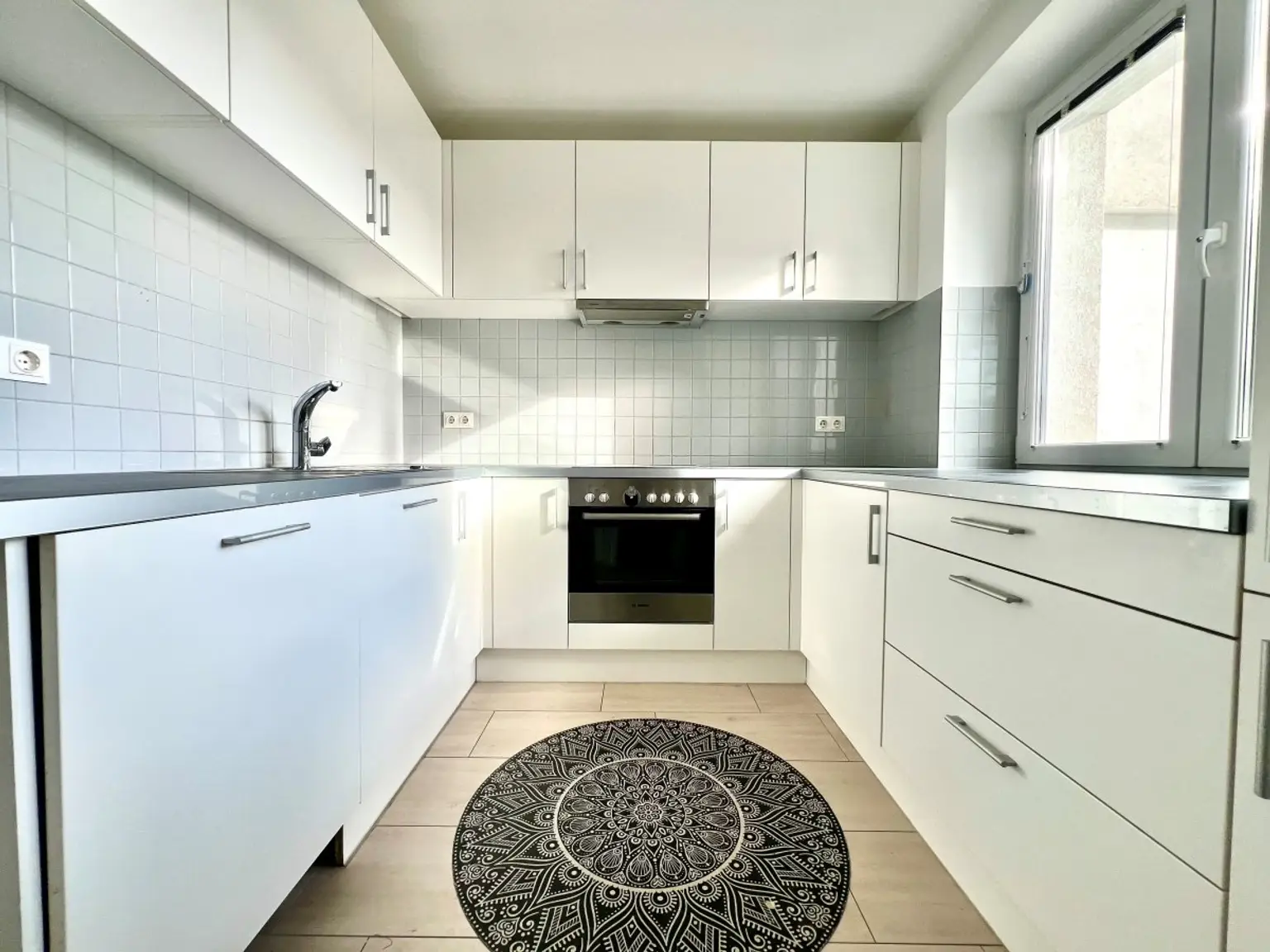 15 | TRAUMHAFTE Maisonette-Wohnung - Top Zustand, Terrasse mit Ausblick | Prima Service Immobilien