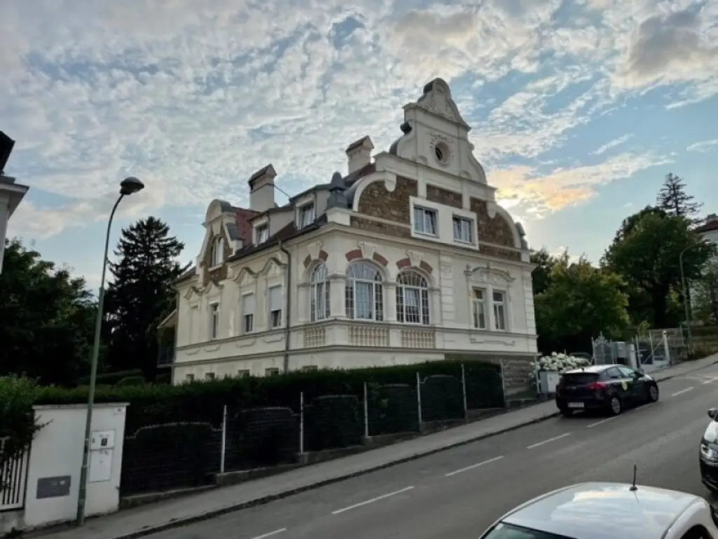 Die perfekte DG-Wohnung im Grünen!