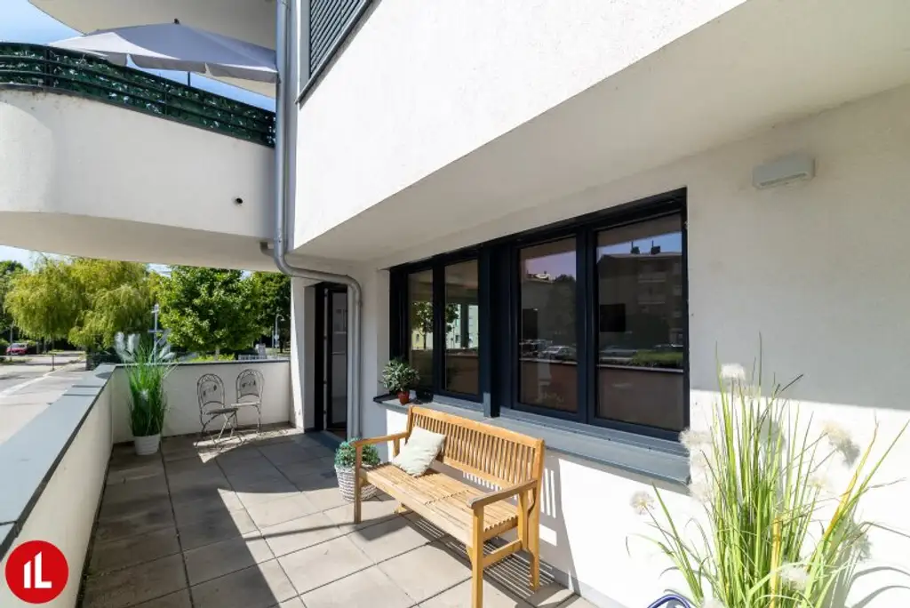 Großzügige 4 Zimmer-Eigentumswohnung mit Terrasse | direkt im Zentrum von Schwechat