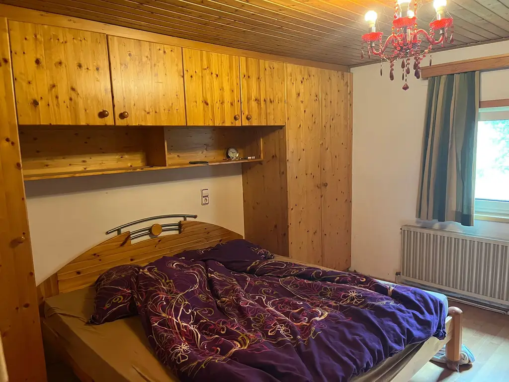 Einfamilienhaus in Kapfenberg – Ruhige Lage mit Garten & Garage