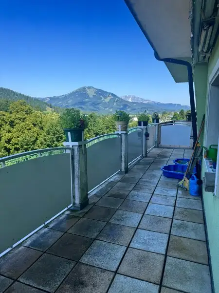 GEPFLEGTES WOHNHAUS - AUCH ALS FERIENDOMIZIL NUTZBAR