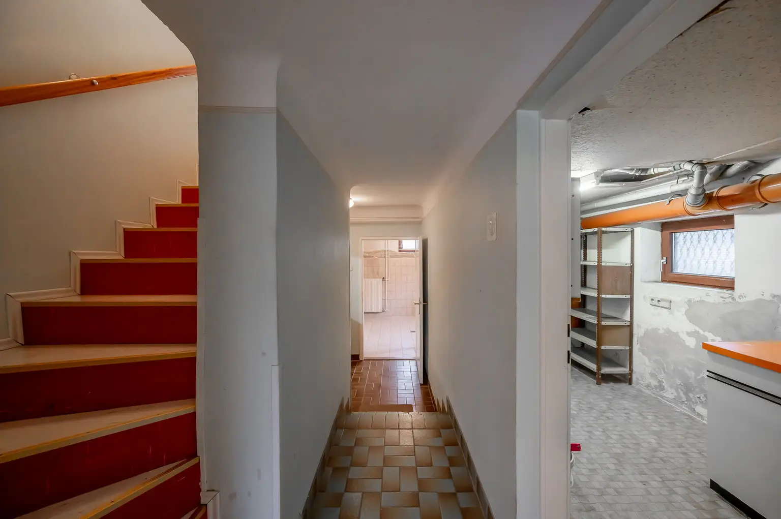 Treppenaufgang in EG