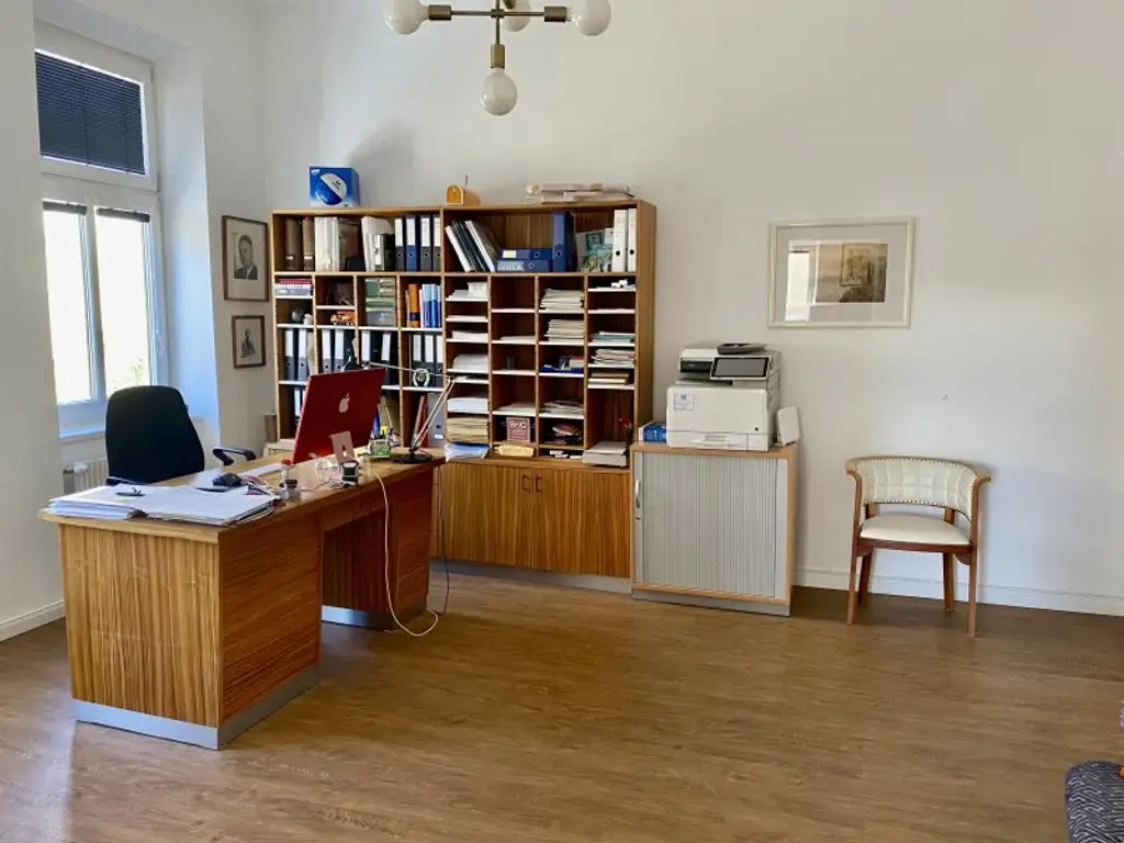 "Office"- Provisionsfreier Raum zum Starten oder zum flexiblen Einsatz in schöner Lage! All-In!